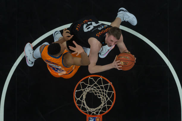 使对手失误 使对手失误