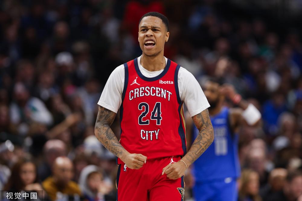 全队拼搏的 全队拼搏的